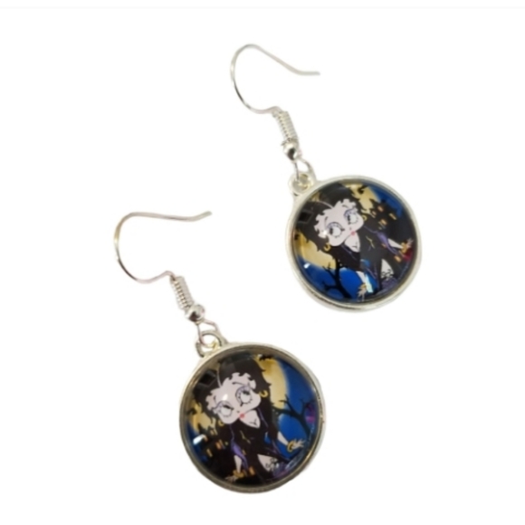 🕸️ BETTY BOOP Halloween Handcrafted Earrings 🕸️ - Picture 2 of 2